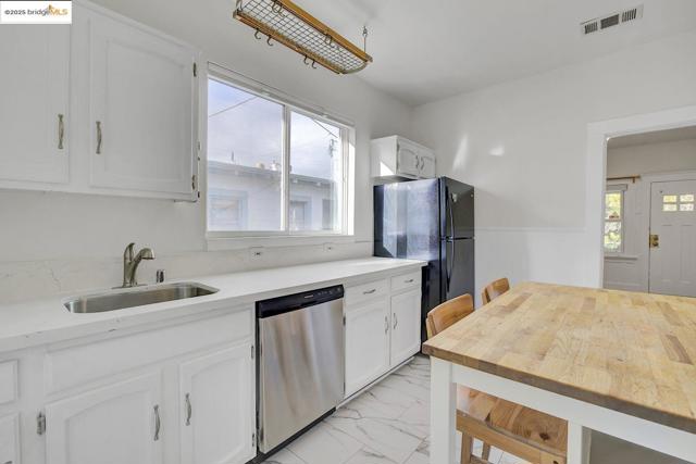 2406 10th, Berkeley CA: https://media.crmls.org/mediaz/895f5e33-7899-4d55-ae33-a3a79900aeb2.jpg