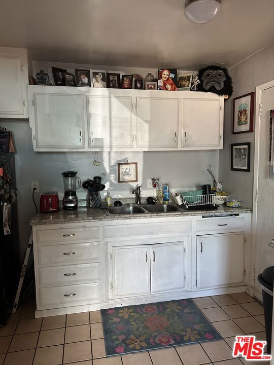 2660 Newell Street, Los Angeles, California 90039, ,Multi-Family,For Sale,Newell,25602195