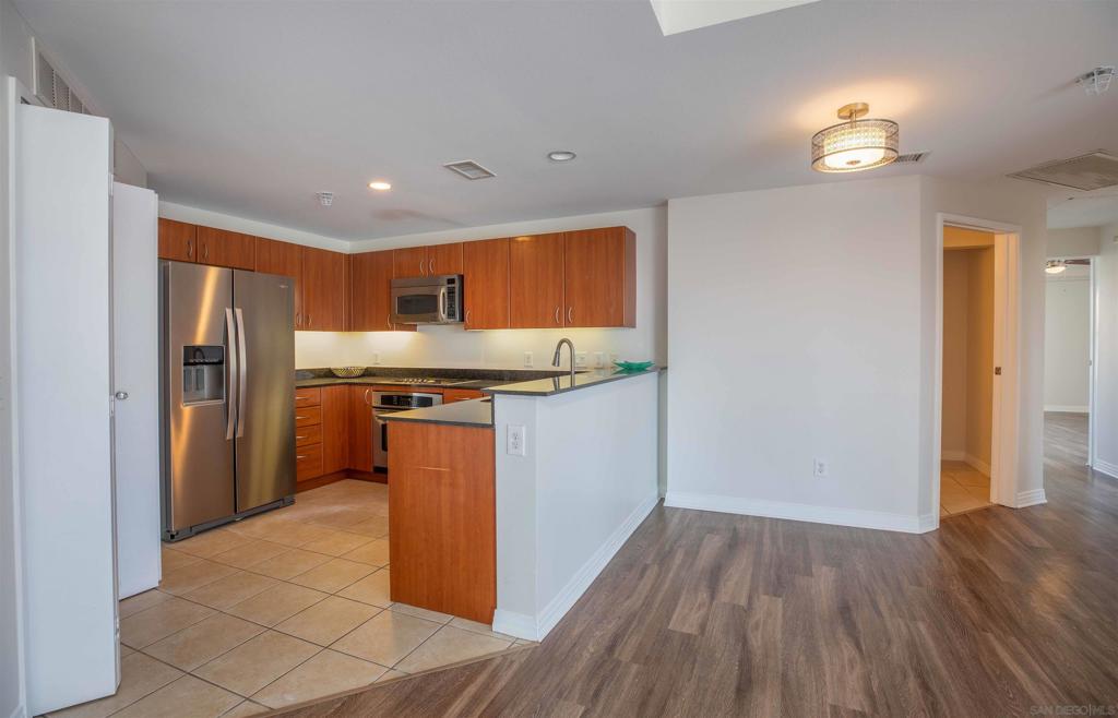 1608 India St - photo 5