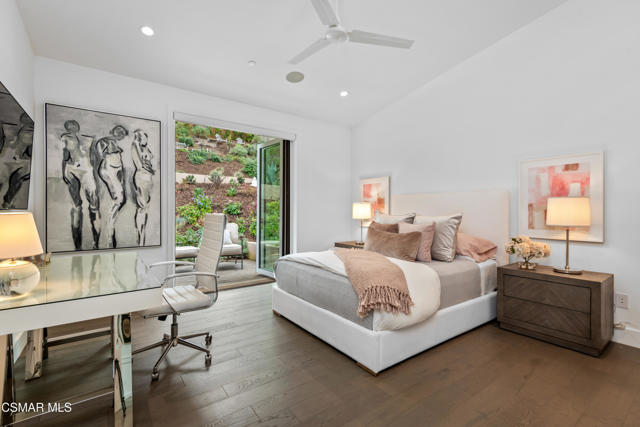 2443 Stafford Road, Westlake Village CA: https://media.crmls.org/mediaz/89614357-bae8-46bf-bcfc-e11ecb62e333.jpg