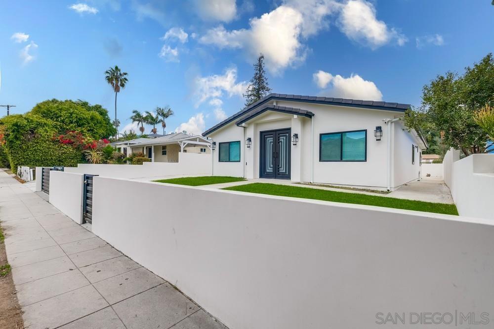 2476 Coolidge Ave