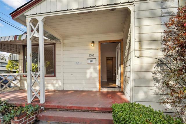 3703 Florence Street, Redwood City CA: https://media.crmls.org/mediaz/8961fd67-e556-4224-8912-a7fb52416f8a.jpg