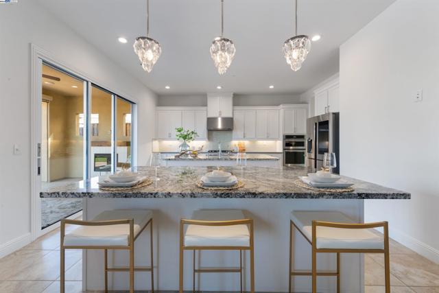 7152 Aubrey Way, Dublin CA: https://media.crmls.org/mediaz/896366d5-dac3-48e3-bbc0-aa705853626e.jpg