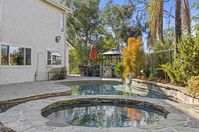 287 Golden Fern Court, Simi Valley CA: https://media.crmls.org/mediaz/8963b0c5-e8bc-40de-a37b-a484750a4069.jpg