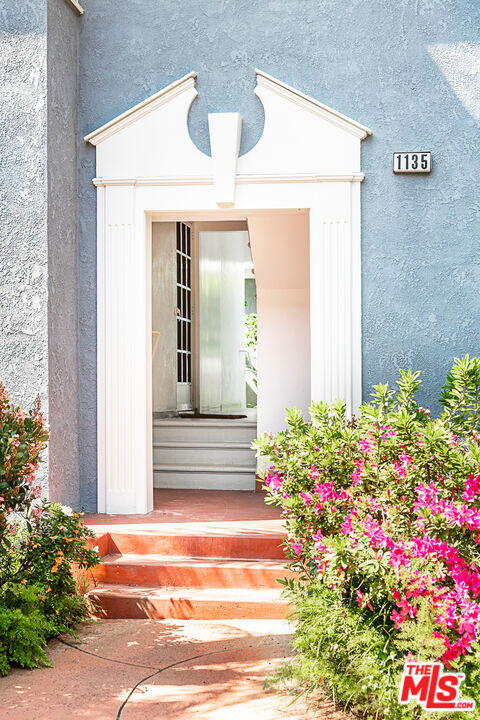 1135 26th Street, D photo 3