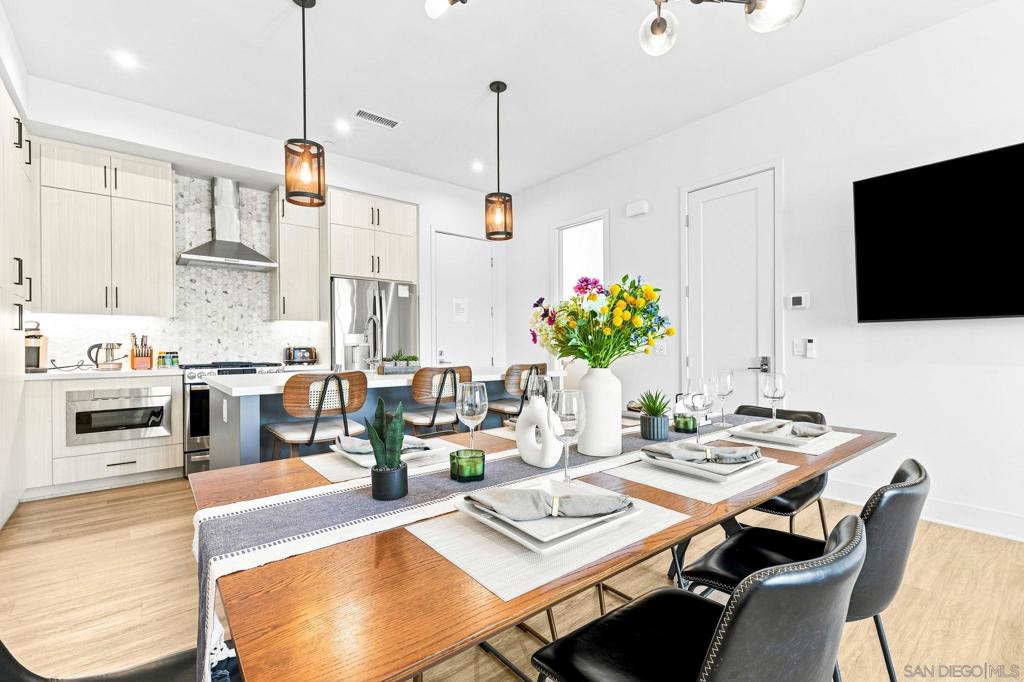 1055 32nd St. - photo 4