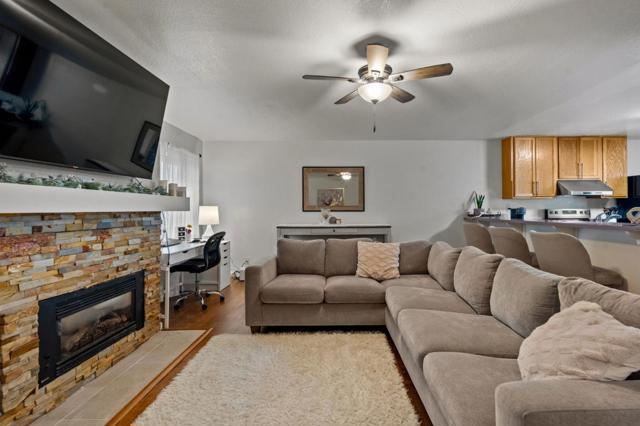 3095 Marina Drive, Marina CA: https://media.crmls.org/mediaz/89649ce0-74e0-4a3c-bbe7-ada306d84dc3.jpg