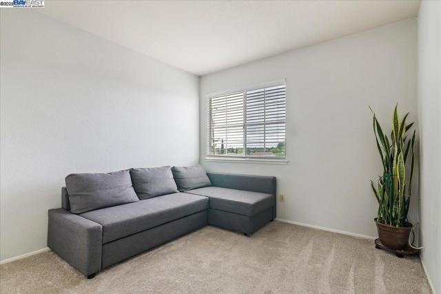 313 Grangnelli Ave, Antioch CA: https://media.crmls.org/mediaz/8964c961-dc5e-4747-b54c-2fde7ed04d3b.jpg