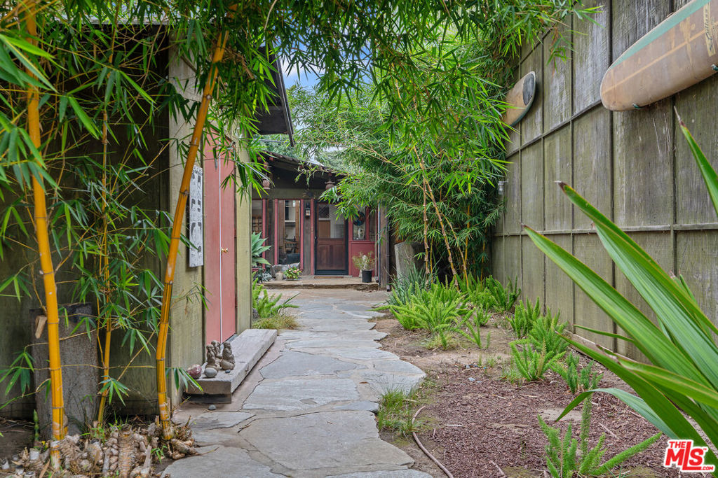 MLS #25595143 image #12