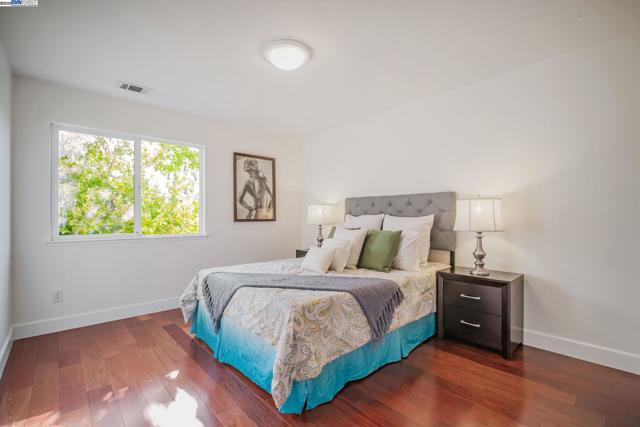 744 Bodega Ct, Fremont CA: https://media.crmls.org/mediaz/89676d8b-3bcc-4119-972e-22ba25bf1bda.jpg