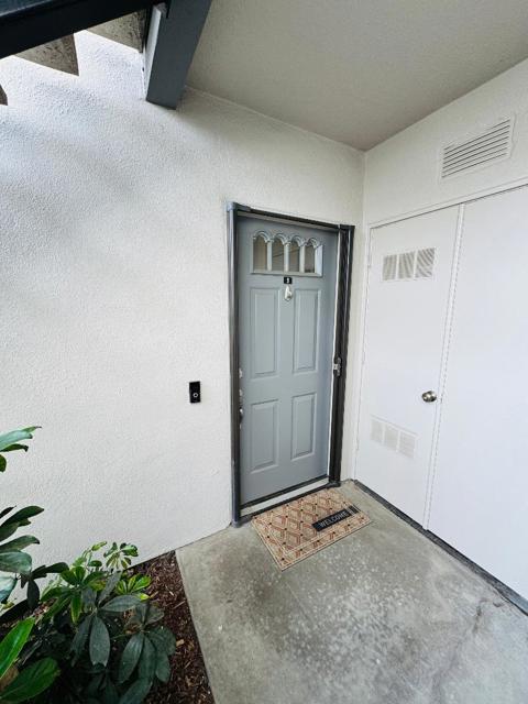 1053 Riker Street, Salinas CA: https://media.crmls.org/mediaz/89686a1f-1d9d-4f44-a8cb-be2b8611c66e.jpg