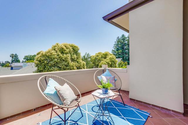 21828 Alcazar Avenue, Cupertino CA: https://media.crmls.org/mediaz/8968b422-90a7-4ff3-ac39-8077fa631af3.jpg