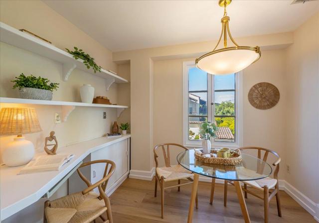 111 W 3rd Avenue, San Mateo CA: https://media.crmls.org/mediaz/8968e175-ed1e-4a9c-aafa-d50b349d73b4.jpg