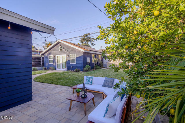 Detail Gallery Image 26 of 42 For 3363 Hollydale Dr, Los Angeles,  CA 90039 - 3 Beds | 3/1 Baths