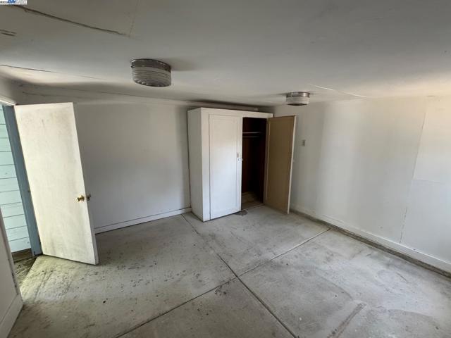 865 Old Canyon Road, Fremont CA: https://media.crmls.org/mediaz/89696a0b-1c6d-42e6-b374-e6ead1712dc9.jpg