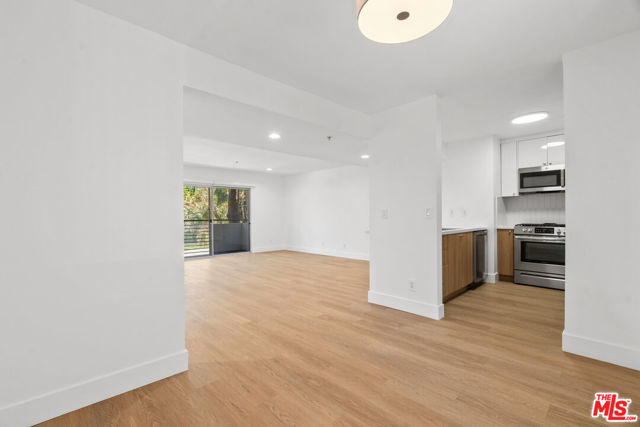 16100 West Sunset Boulevard, 201 photo 13