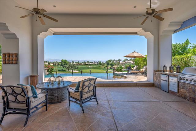 58440 Aracena, La Quinta CA: https://media.crmls.org/mediaz/896b4ba3-4c5d-4fd7-8257-14e3835a5875.jpg
