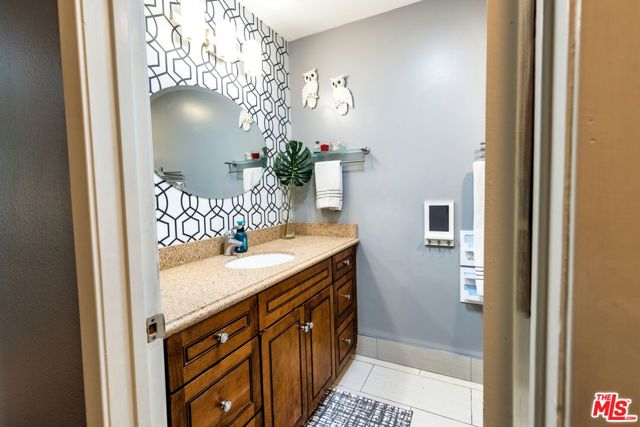 13735 Aldergrove Street, Sylmar CA: https://media.crmls.org/mediaz/896b6141-547f-43fc-894f-9e8926f9a94d.jpg