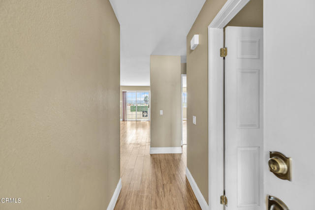 Detail Gallery Image 4 of 26 For 2713 Antonio Dr #203,  Camarillo,  CA 93010 - 2 Beds | 2 Baths