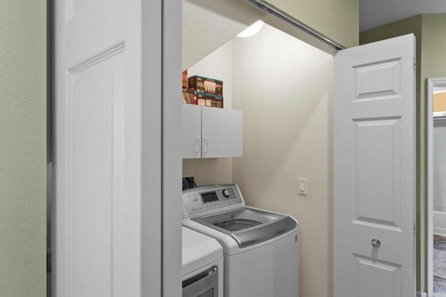 1660 Mimosa Street, Hollister CA: https://media.crmls.org/mediaz/896c7ffb-2949-4db3-8ef1-ded579874073.jpg