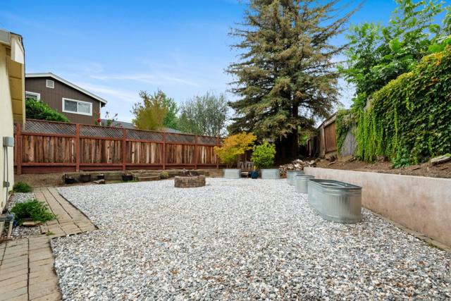 1091 Century Drive, Napa CA: https://media.crmls.org/mediaz/896cdb7c-0c01-49dc-adfe-de85945562e4.jpg