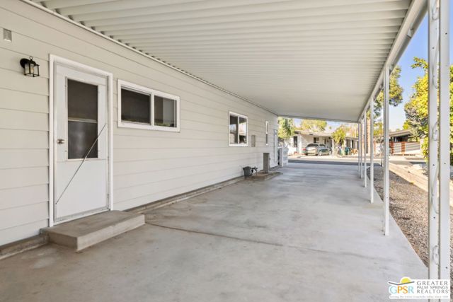 443 Paseo Perdido, Cathedral City CA: https://media.crmls.org/mediaz/896df370-56a3-4d73-b051-0def26238d40.jpg