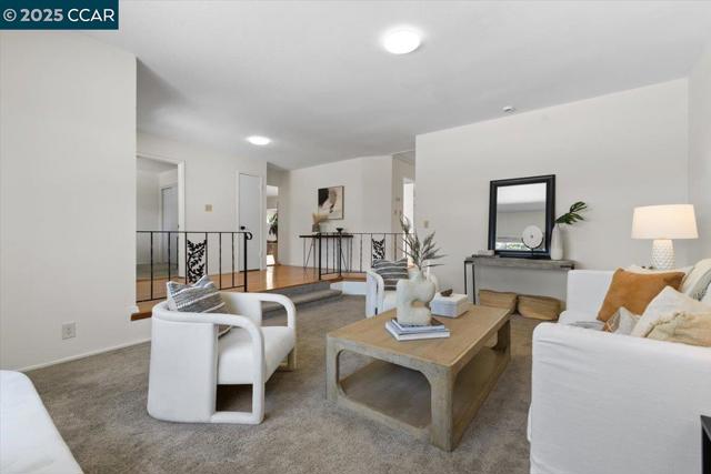 1578 Dianda Dr, Concord CA: https://media.crmls.org/mediaz/896ec864-d171-4a83-b95c-994d9f2c549f.jpg