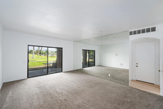 67564 Lagos Way, Cathedral City CA: https://media.crmls.org/mediaz/896ed4a0-fb4d-44f4-863b-b8cb280e3bcb.jpg