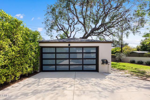 1134 Bella Vista Avenue, Pasadena CA: https://media.crmls.org/mediaz/896f3f3d-9857-4209-95b3-81b3a5de5fe8.jpg