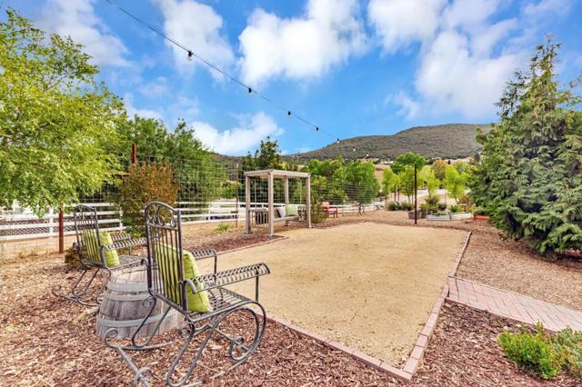 44737 Sun Valley Drive, King City CA: https://media.crmls.org/mediaz/89724011-1c0c-40e4-bc02-2b0ffd8d2f54.jpg