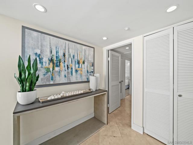 1810 Avenida Del Mundo, Coronado CA: https://media.crmls.org/mediaz/8973ab5d-50b1-4d9b-9259-7747270ccc06.jpg