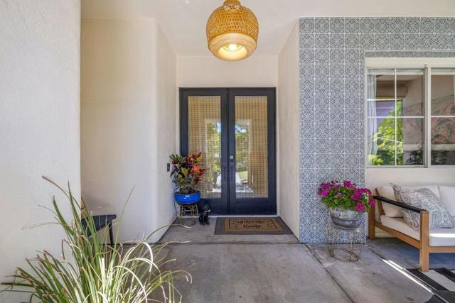 35618 Corte Serena, Cathedral City CA: https://media.crmls.org/mediaz/8973d8e5-fffa-41b4-bc68-dbe3810ccd9d.jpg