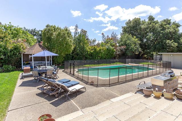 730 Mora Drive, Los Altos CA: https://media.crmls.org/mediaz/89746dfc-49a0-4859-af86-ea34b9fc96a0.jpg
