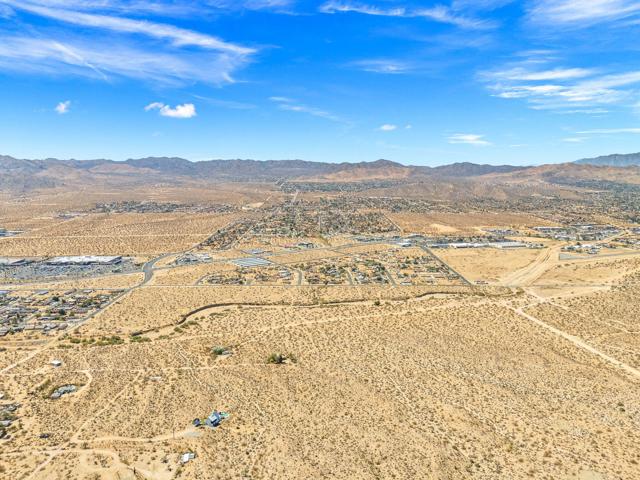 0 Paxton Road, Yucca Valley CA: https://media.crmls.org/mediaz/8975dea0-ce57-4244-a0c0-a938c90adbfa.jpg