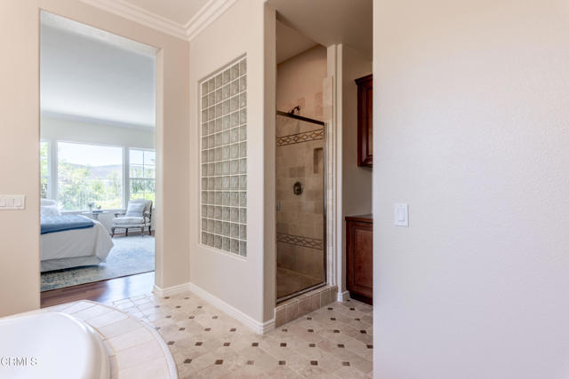 219 Via Rebecca, Thousand Oaks CA: https://media.crmls.org/mediaz/8976e021-29d8-4a7d-b6c1-a0476ab14b00.jpg