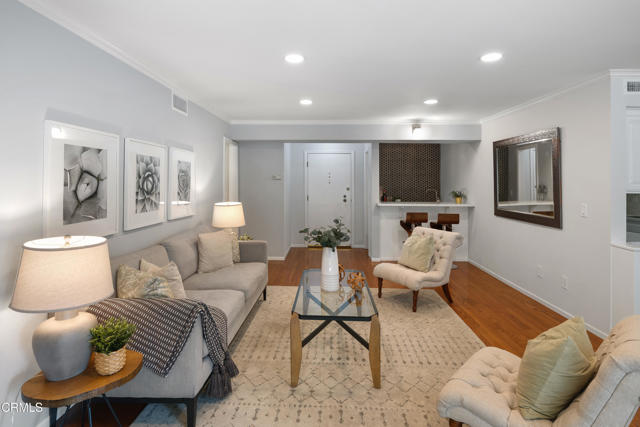 Detail Gallery Image 7 of 41 For 420 S Madison Ave #116,  Pasadena,  CA 91101 - 2 Beds | 2 Baths