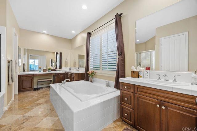 Detail Gallery Image 22 of 45 For 1758 Cuadro Vista, San Marcos,  CA 92078 - 3 Beds | 2/1 Baths