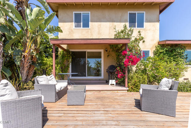 Detail Gallery Image 35 of 40 For 1932 Hilldale Dr, La Canada Flintridge,  CA 91011 - 4 Beds | 2/1 Baths