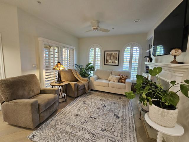 45245 Seeley Drive, La Quinta CA: https://media.crmls.org/mediaz/8977f38b-68f6-49b5-8673-c51e3fb693db.jpg