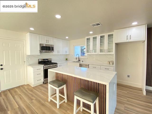 1832 Elkwood dr, Concord CA: https://media.crmls.org/mediaz/8978508e-7037-4562-a85b-10666b0fd26f.jpg