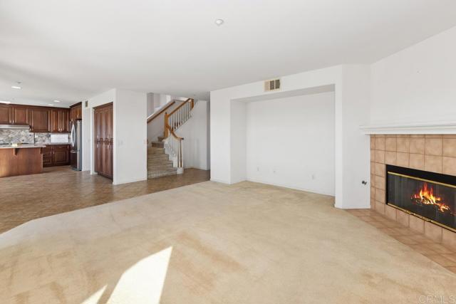 Detail Gallery Image 6 of 35 For 10067 Challenger Cir, Spring Valley,  CA 91978 - 3 Beds | 2/1 Baths