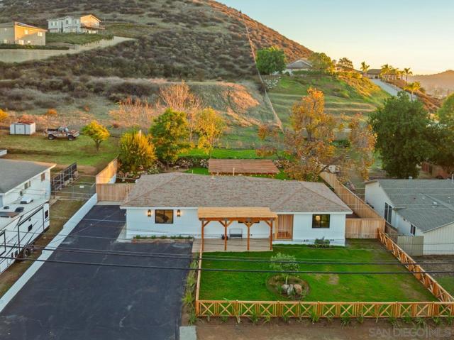 1155 Pepper Dr, El Cajon CA: https://media.crmls.org/mediaz/89796479-b07c-4e2c-8cb7-ef7ce8d0585f.jpg