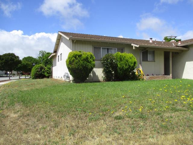 8401 La Alondra Way, Gilroy CA: https://media.crmls.org/mediaz/8979ae06-2b5b-4b3b-bed0-c38e7f56f7e8.jpg