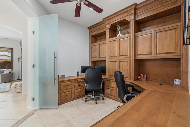 60612 Lace Leaf Court, La Quinta CA: https://media.crmls.org/mediaz/8979d3a2-32a7-4259-bd32-27b91f4234cc.jpg
