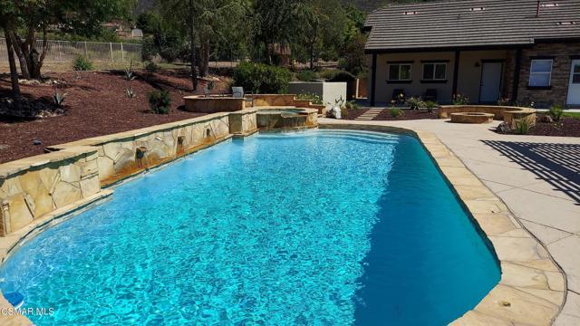 400 Whitegate 37