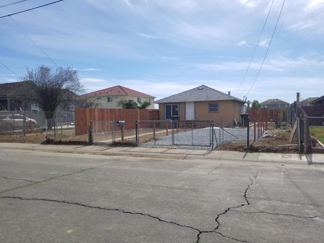 7440 38th Avenue, Sacramento CA: https://media.crmls.org/mediaz/897a45d7-1323-4fd9-af91-594f003a2097.jpg