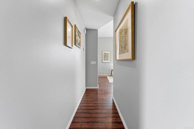 Detail Gallery Image 24 of 55 For 209 Journeys End, Vista,  CA 92083 - 4 Beds | 2/1 Baths