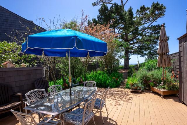 420 Camino Al Mar, Watsonville CA: https://media.crmls.org/mediaz/897b3257-4eae-4092-84b3-d9b8b4465afe.jpg