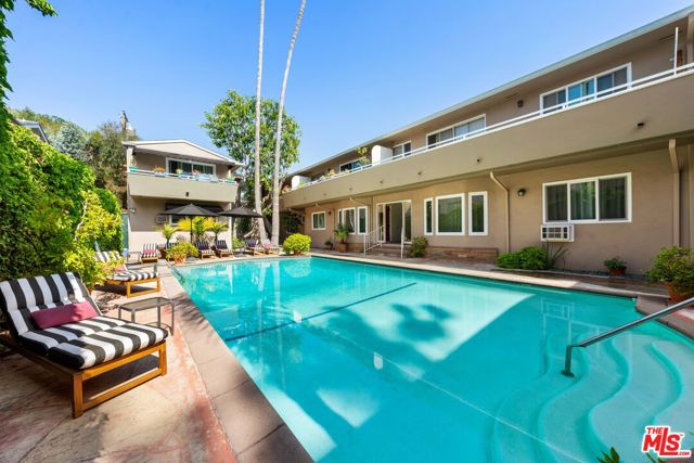 1330 Crescent Heights Boulevard, West Hollywood, California 90046, 2 Bedrooms Bedrooms, ,2 BathroomsBathrooms,Condominium,For Sale,Crescent Heights,24401819