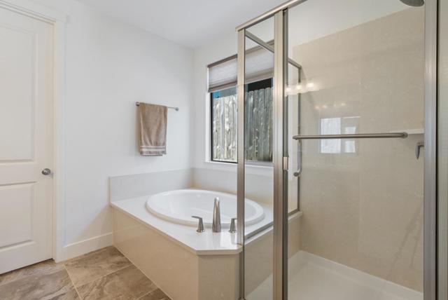 1621 Castlerock Drive, Hollister CA: https://media.crmls.org/mediaz/897c6fdd-241a-4d6a-8953-c1b0a2f375e9.jpg